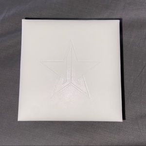 JSC Highlighter vault box